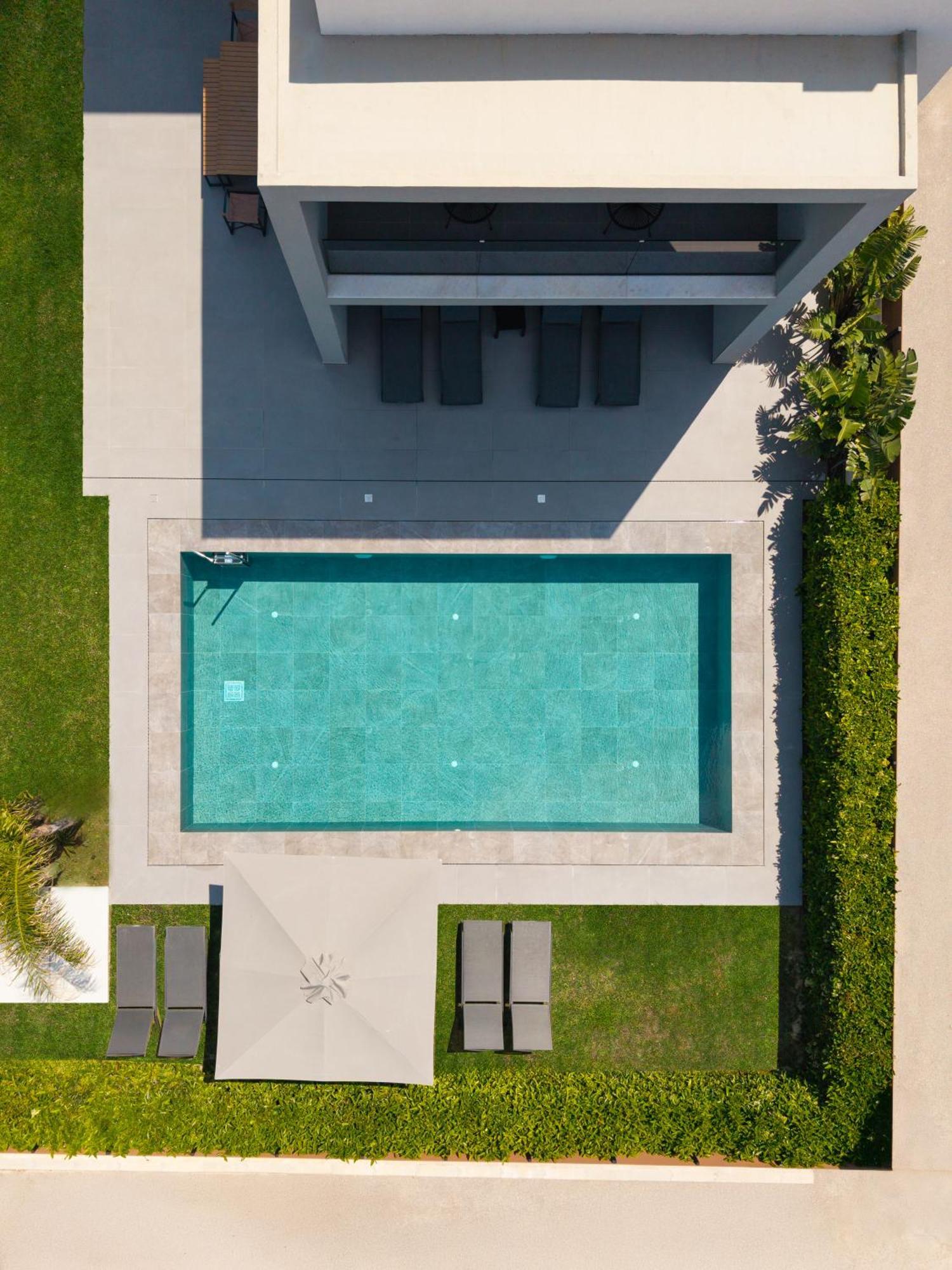 Momentum Villas Jaliszósz Kültér fotó