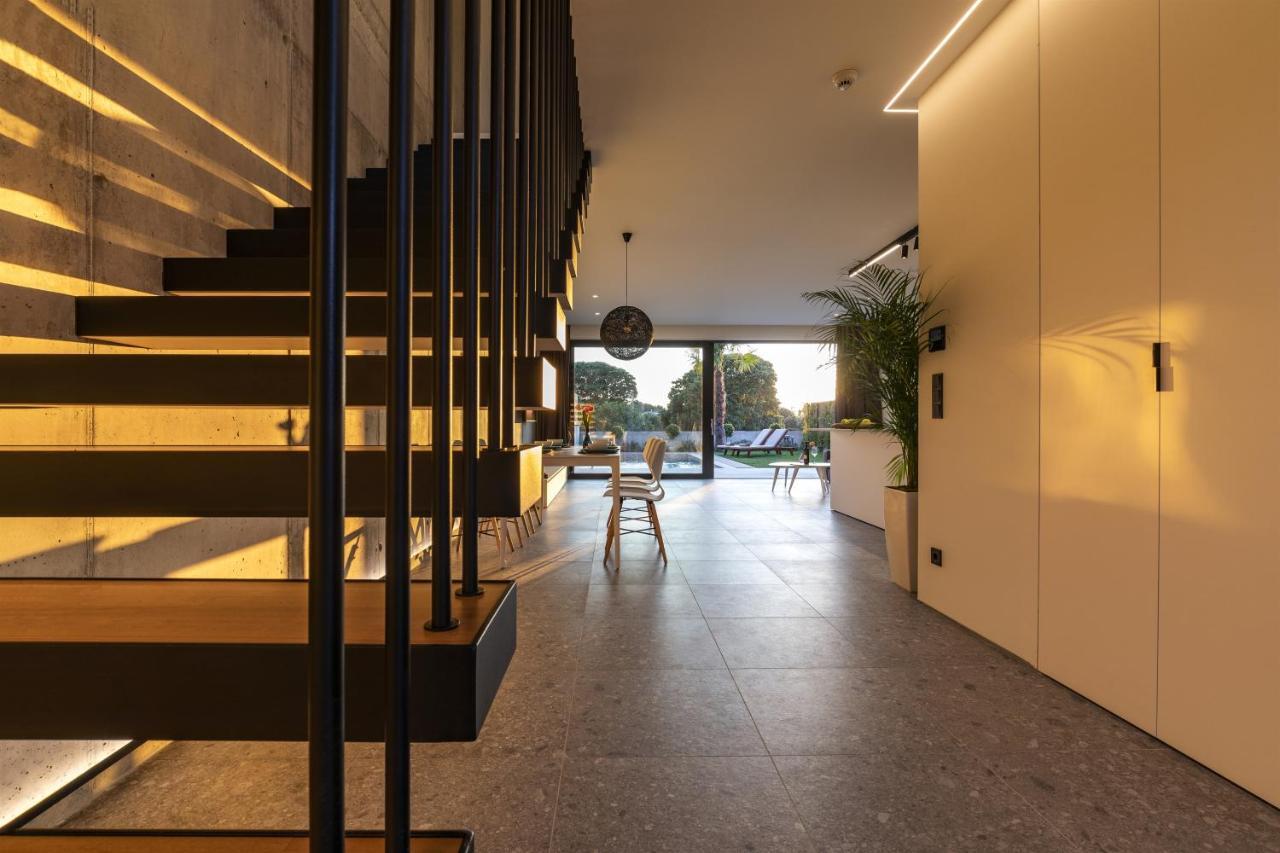 Momentum Villas Jaliszósz Kültér fotó